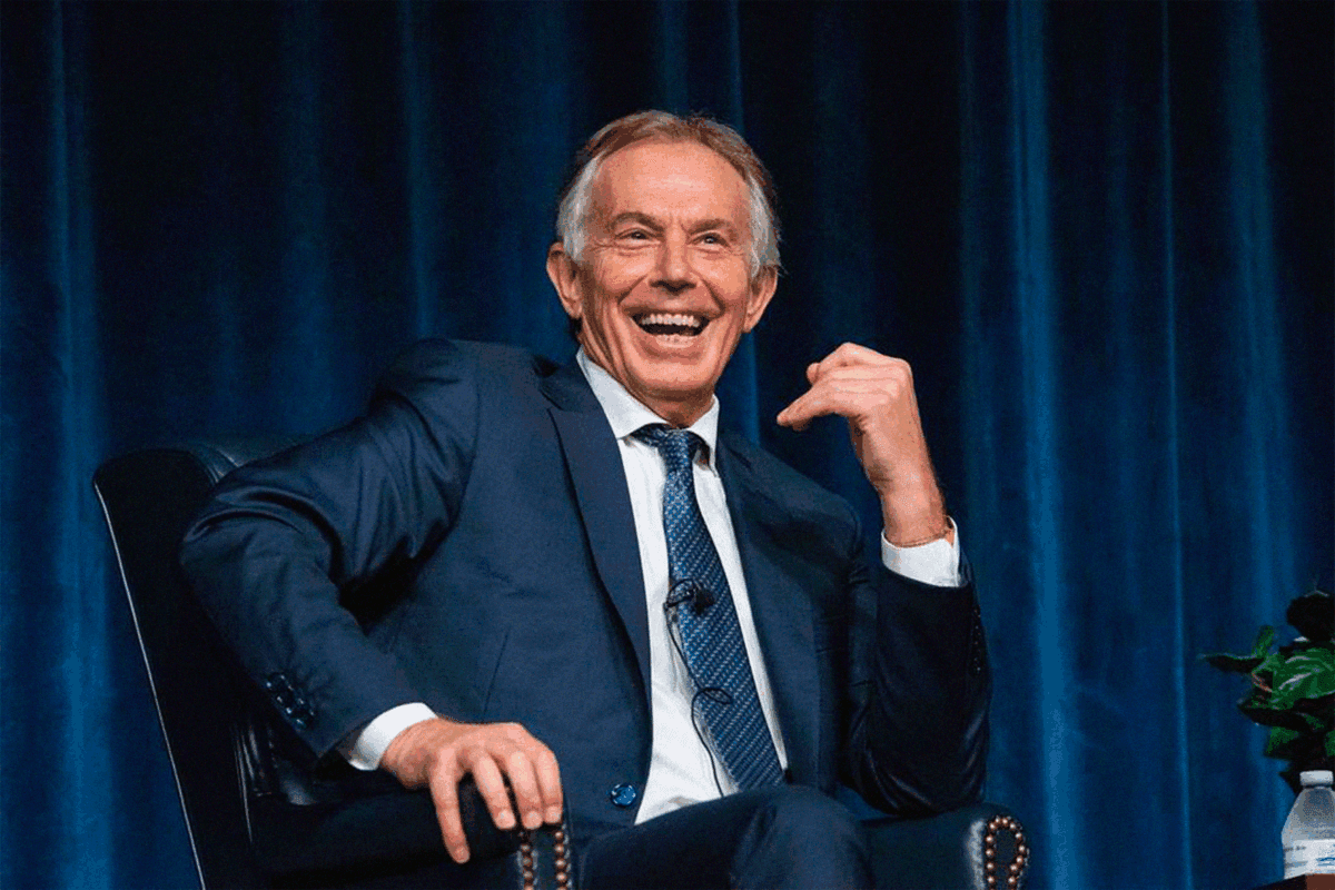 Tony Blair, le “caniche de Bush” devenu berger anglais de Trump