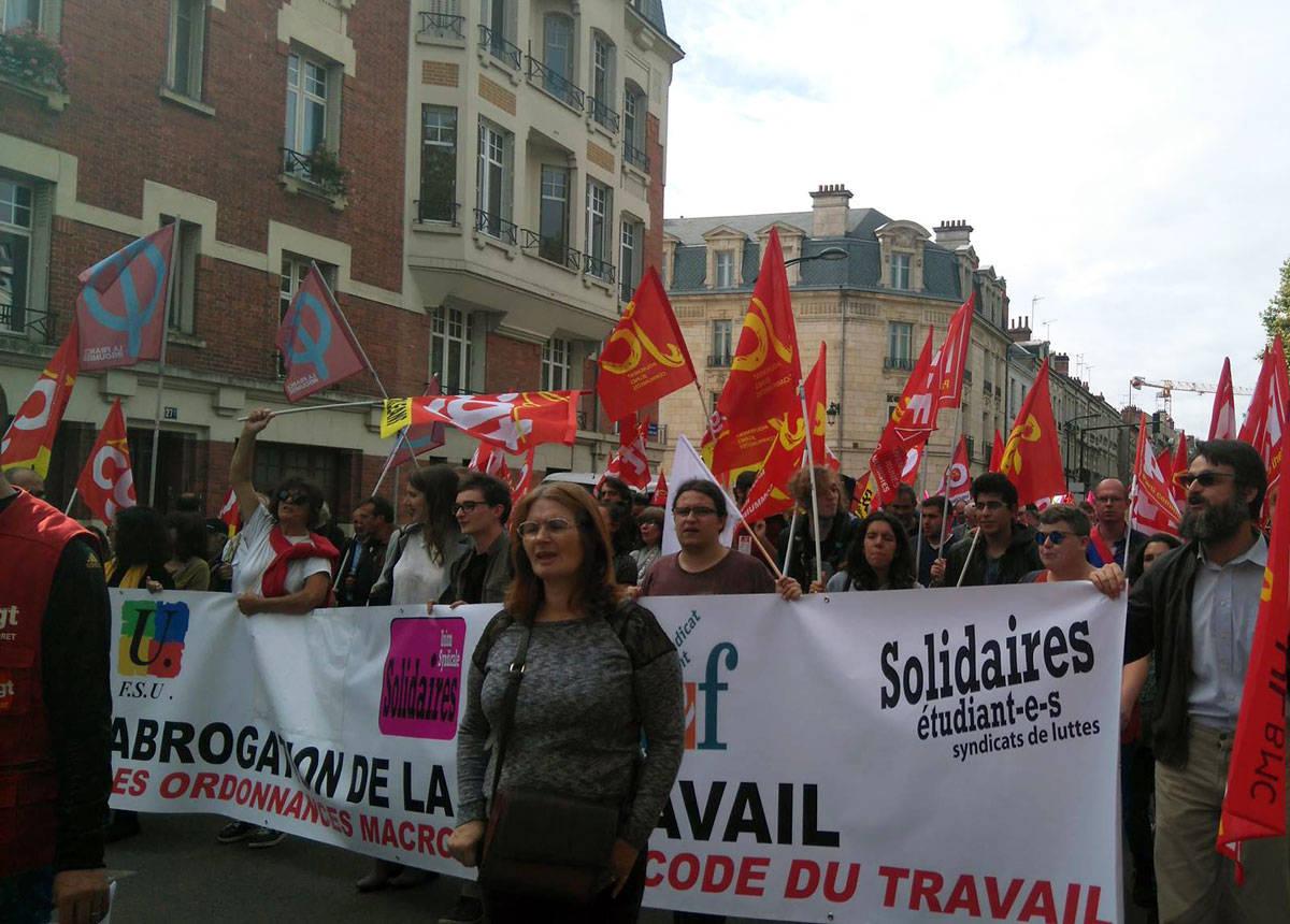 Ensemble à Orléans contre la casse sociale