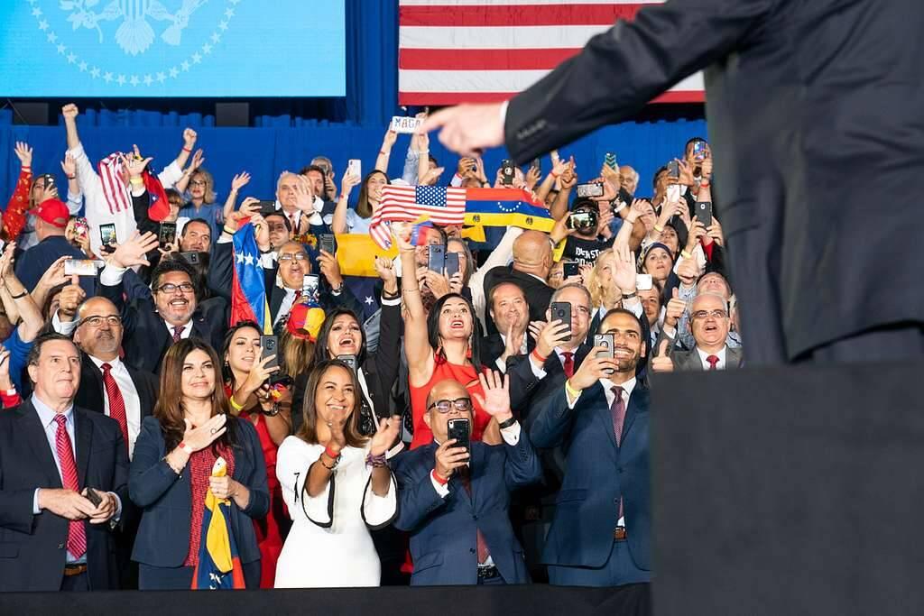 Pourquoi les États-Unis attaquent le Venezuela ?